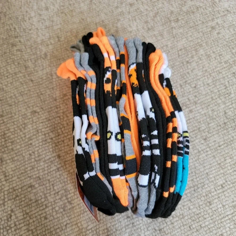 Hello Kitty 10 Pair Halloween Socks NWT